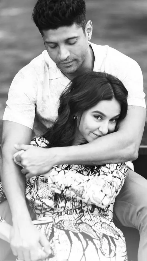 5 Times Farhan Akhtar And Shibani Dandekar Gave Us Major #CoupleGoals