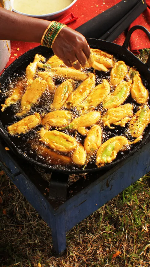 5 Irresistible South Indian Fritter Recipes For Monsoon