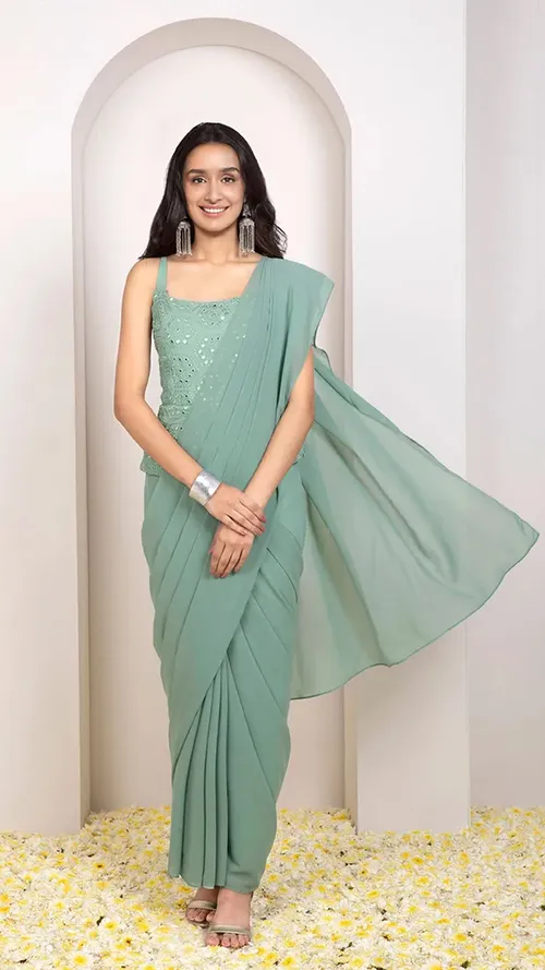 Diwali 2021: Slay The Festive Season With These Outfits 